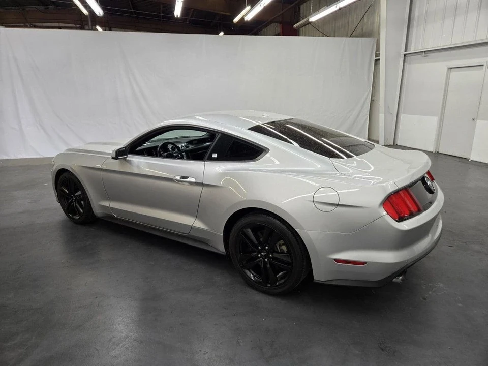 2015 Ford S550 Mustang - Image 2 of 18