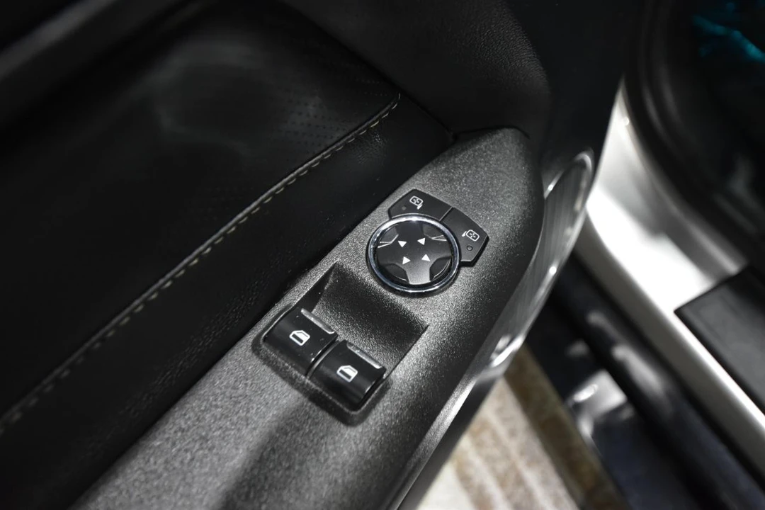 2015 Ford S550 Mustang GT - Image 10 of 31