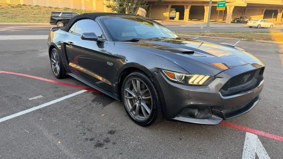 2015 Ford S550 Mustang - Image 2 of 10