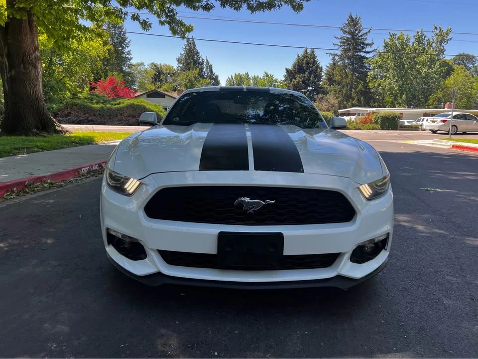 2015 Ford S550 Mustang - Image 2 of 11
