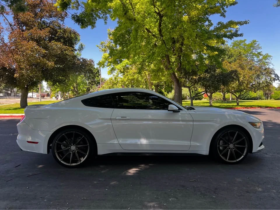 2015 Ford S550 Mustang - Image 8 of 11