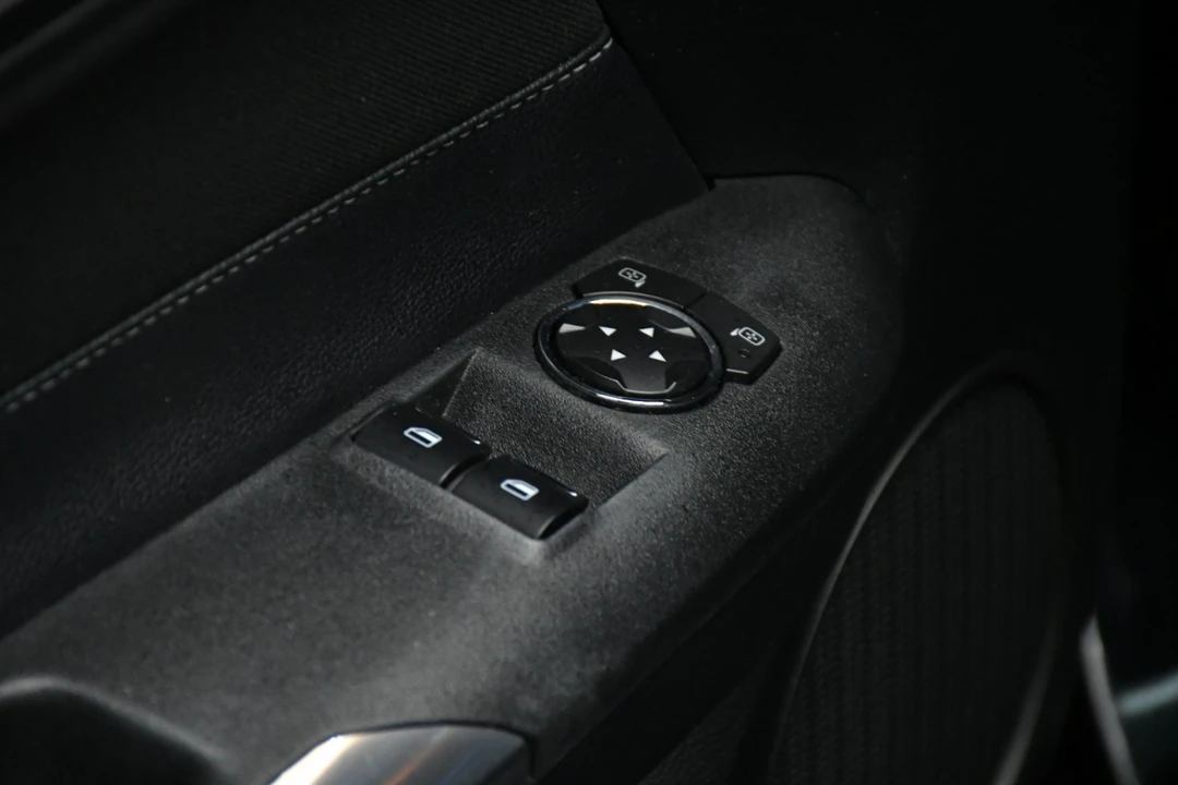 2015 Ford S550 Mustang - Image 14 of 21
