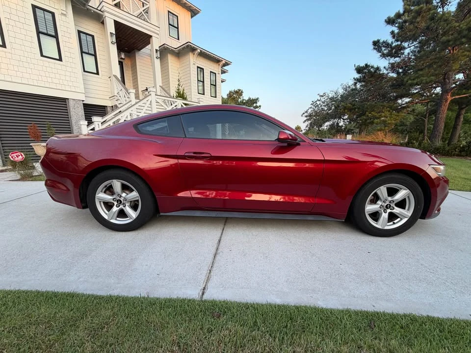 2015 Ford S550 Mustang - Image 2 of 11