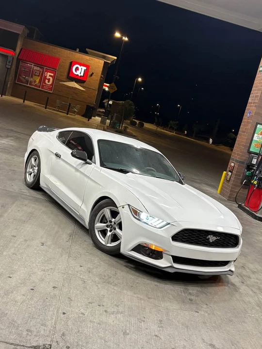 2015 Ford S550 Mustang - Image 4 of 10