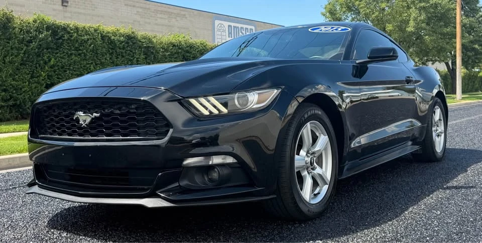 2015 Ford S550 Mustang - Image 2 of 13