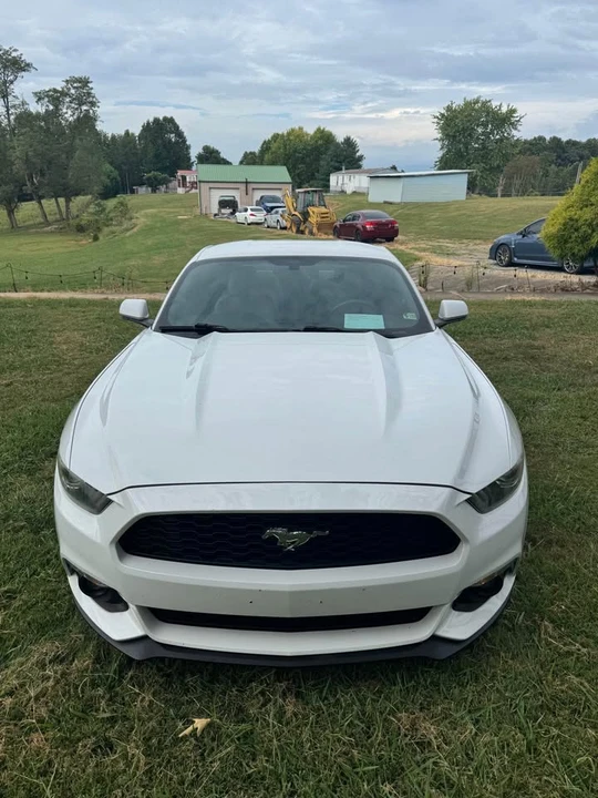 2015 Ford S550 Mustang - Image 2 of 12