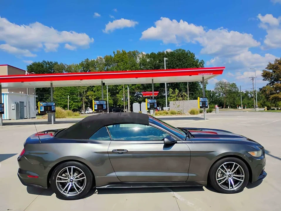 2015 Ford S550 Mustang - Image 10 of 20