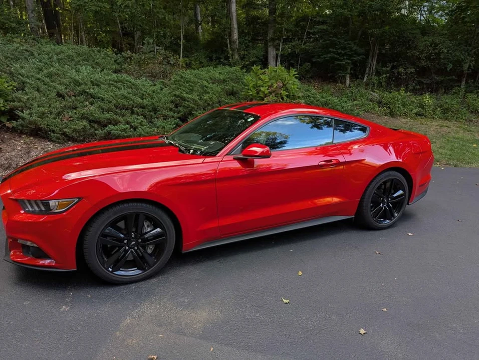 2015 Ford S550 Mustang - Image 2 of 11