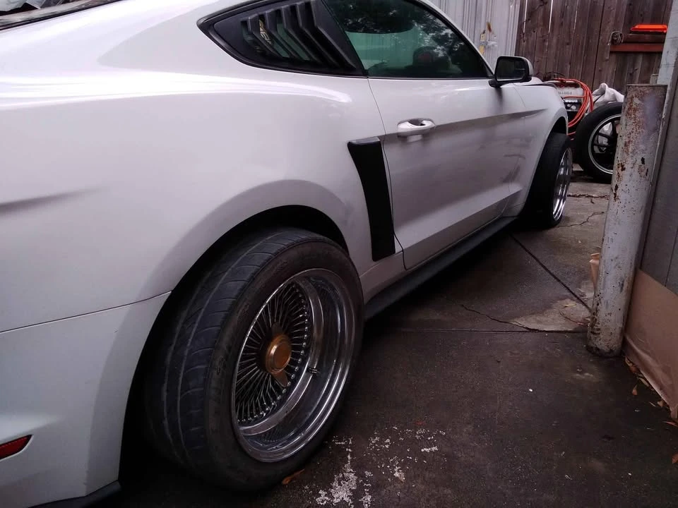 2015 Ford S550 Mustang - Image 2 of 15