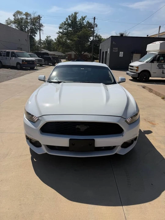 2015 Ford S550 Mustang - Image 2 of 12