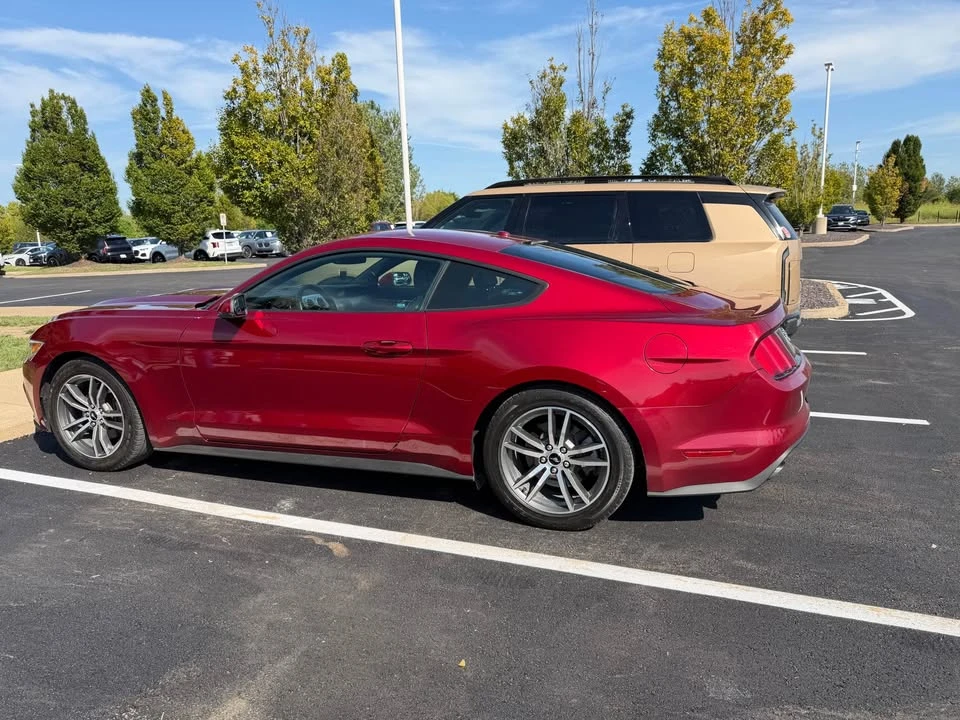 2015 Ford S550 Mustang - Image 2 of 8