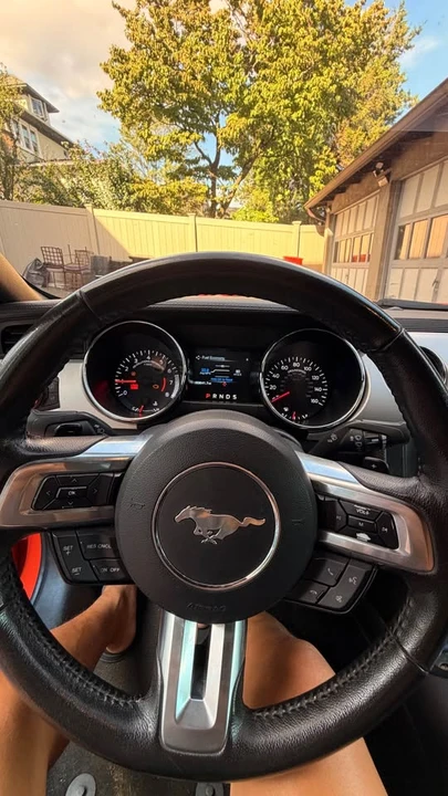 2015 Ford S550 Mustang - Image 8 of 19