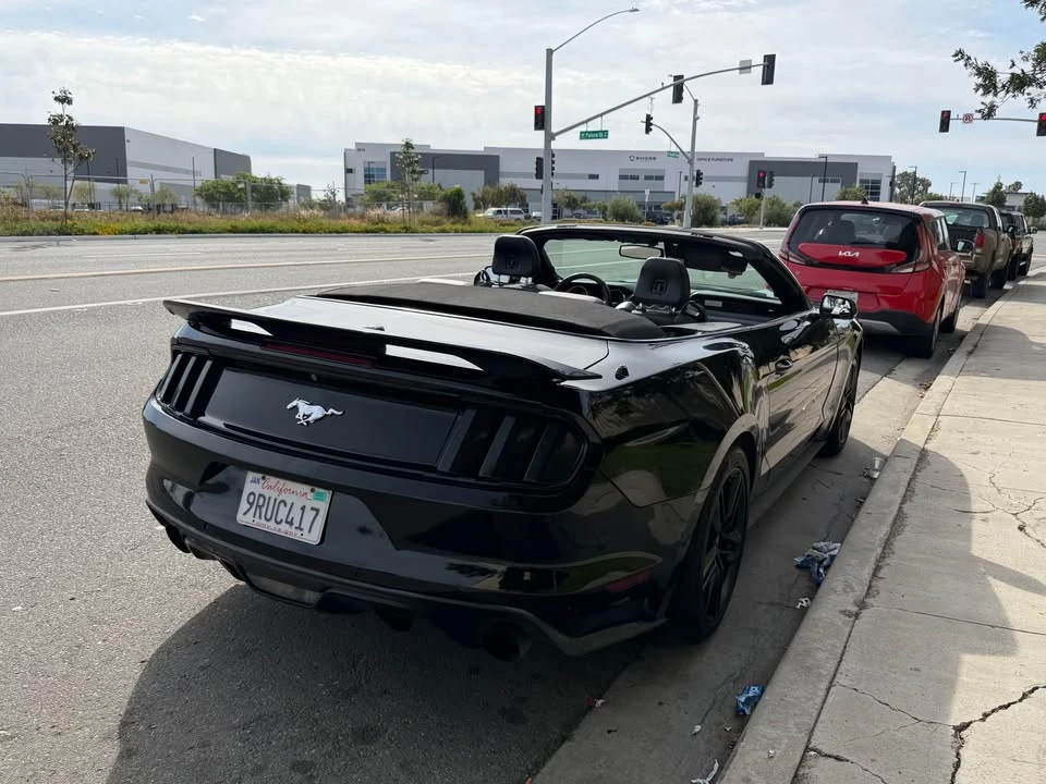 2015 Ford S550 Mustang - Image 2 of 8