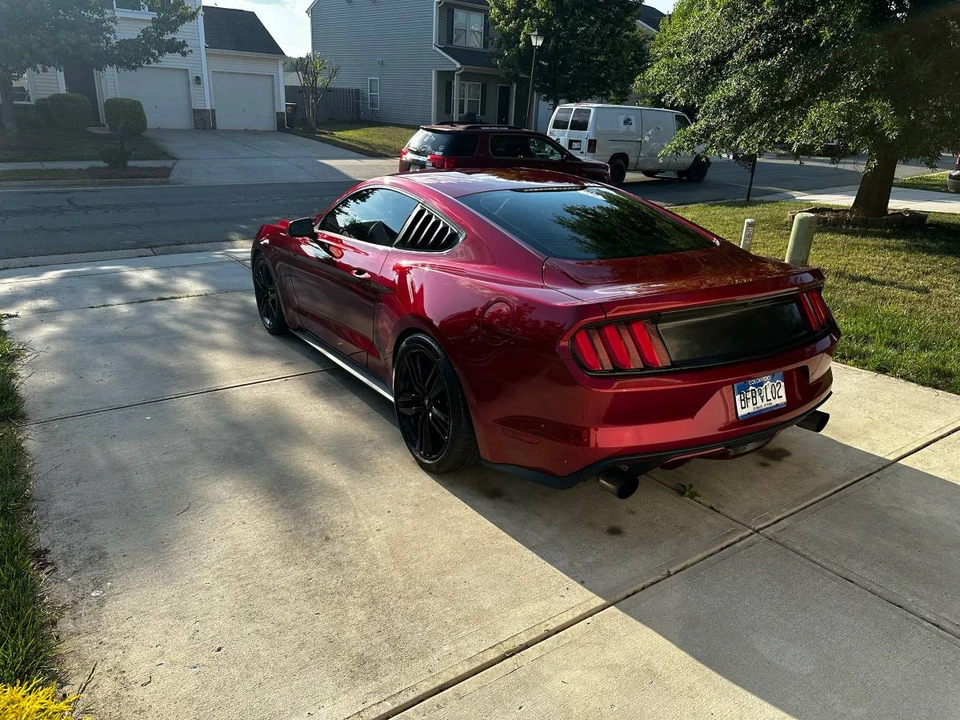 2015 Ford S550 Mustang - Image 2 of 21