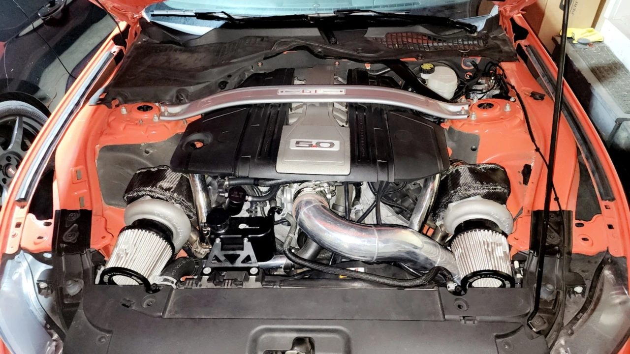 2015 Ford S550 Mustang - Image 2 of 13
