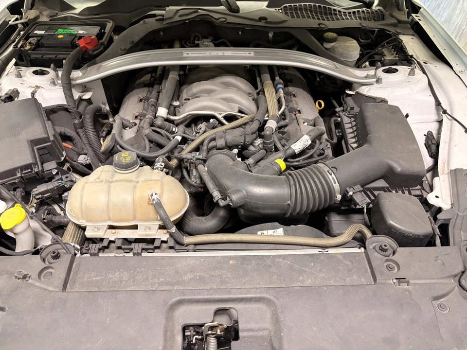 2015 Ford S550 Mustang - Image 11 of 16