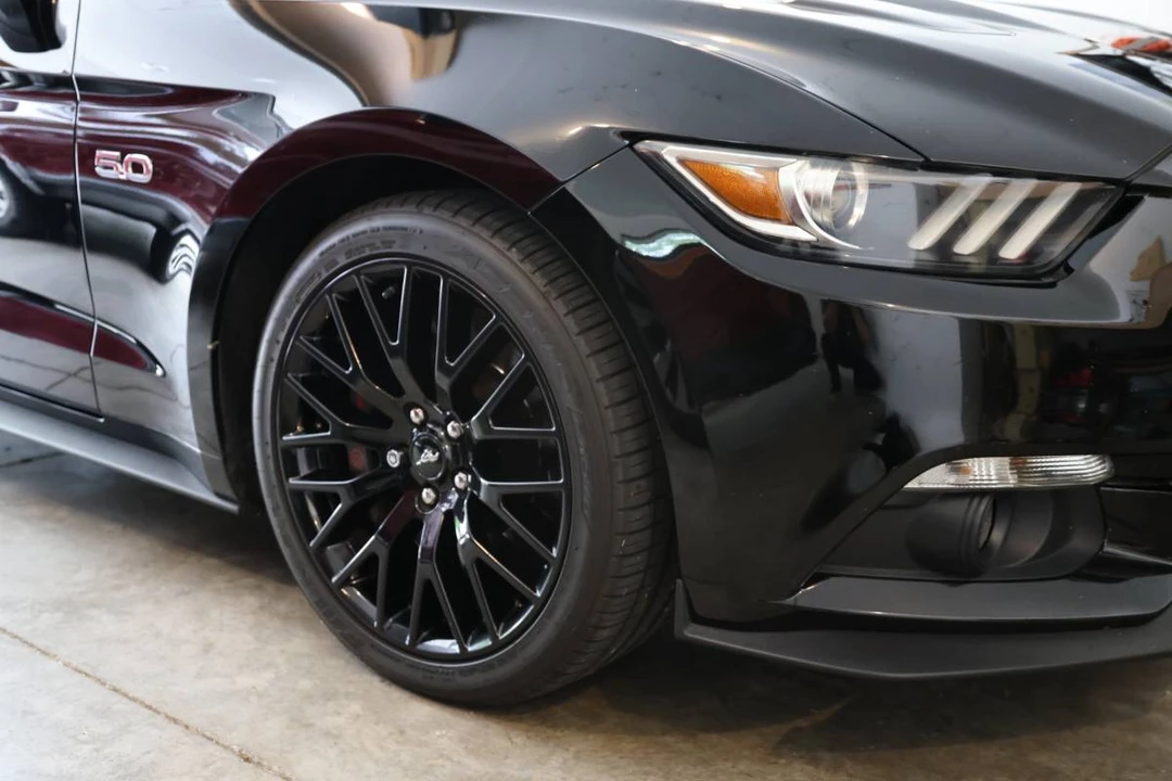 2015 Ford S550 Mustang GT - Image 2 of 24
