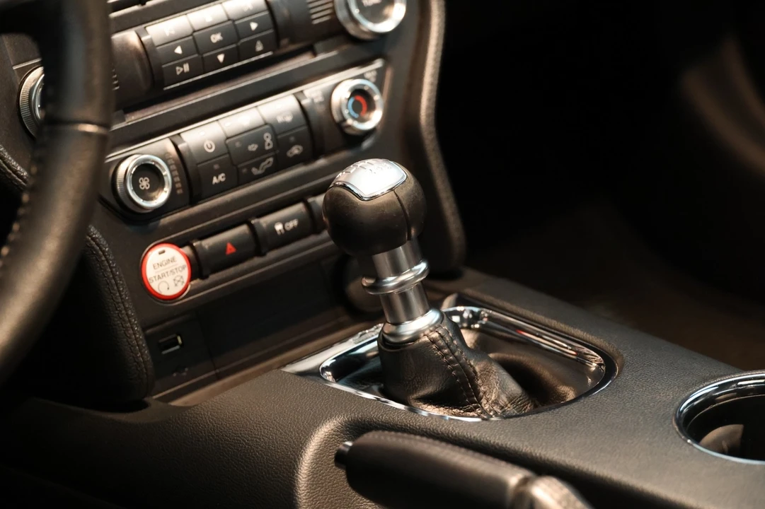 2015 Ford S550 Mustang GT - Image 12 of 29