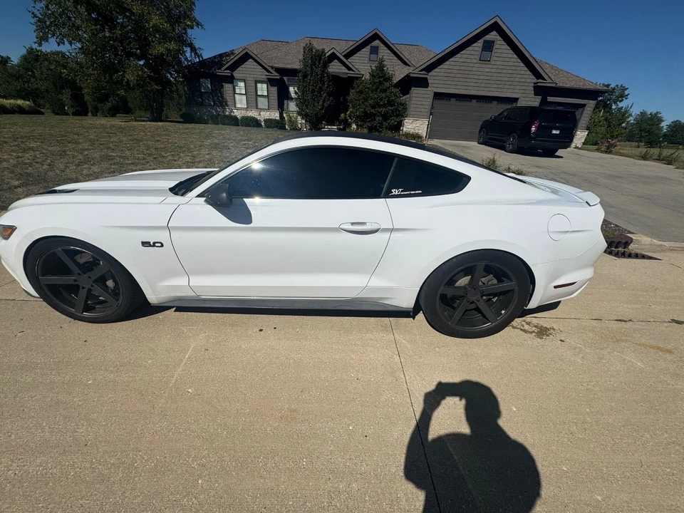 2015 Ford S550 Mustang - Image 8 of 21