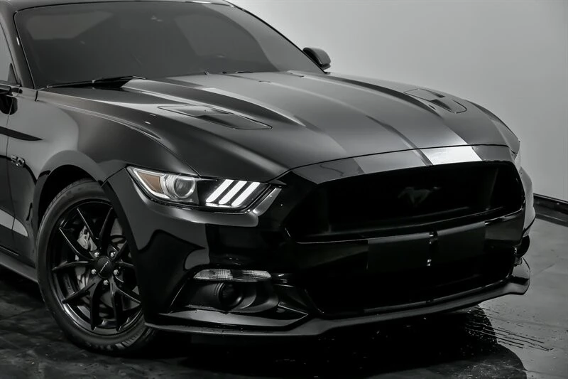 2015 Ford S550 Mustang - Image 2 of 12