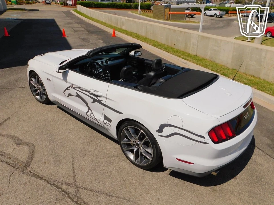 2015 Ford S550 Mustang - Image 16 of 21