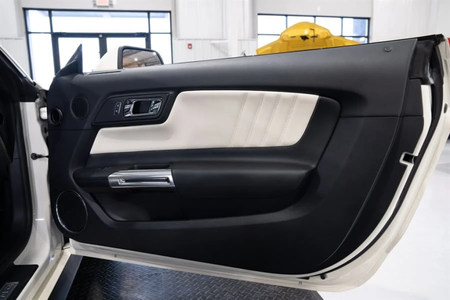 2015 Ford S550 Mustang - Image 26 of 31