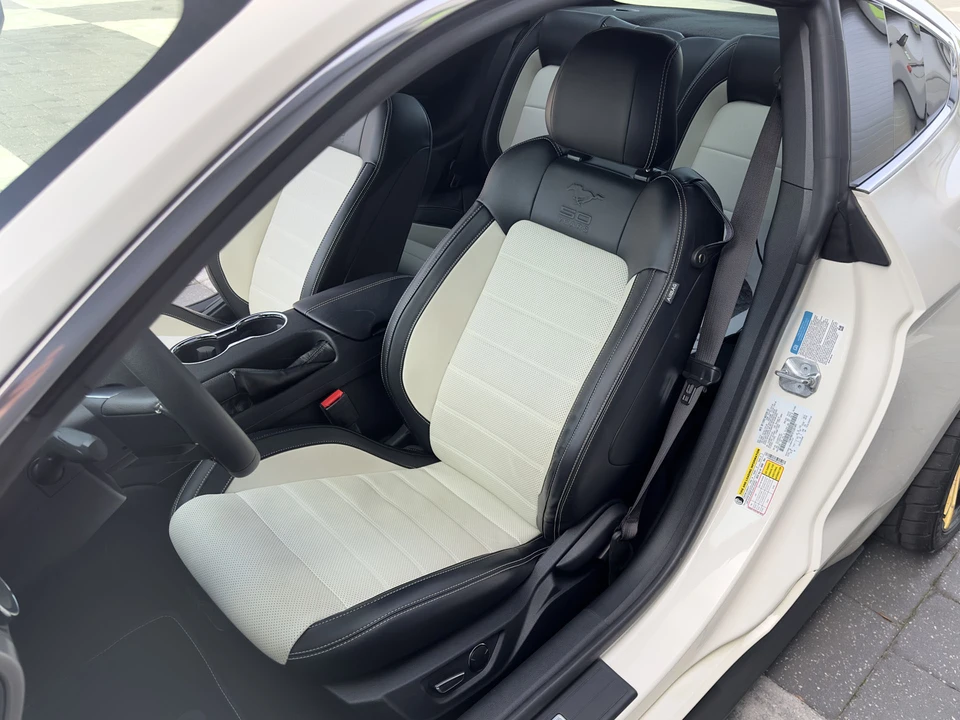 2015 Ford S550 Mustang - Image 13 of 31