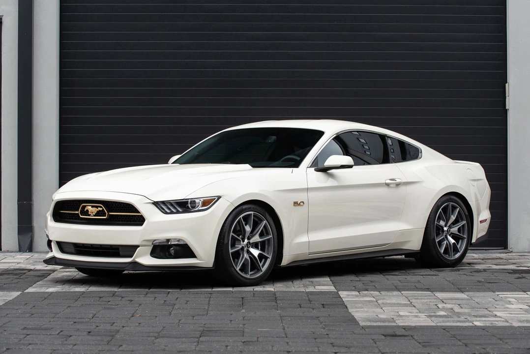 2015 Ford S550 Mustang - Image 2 of 31