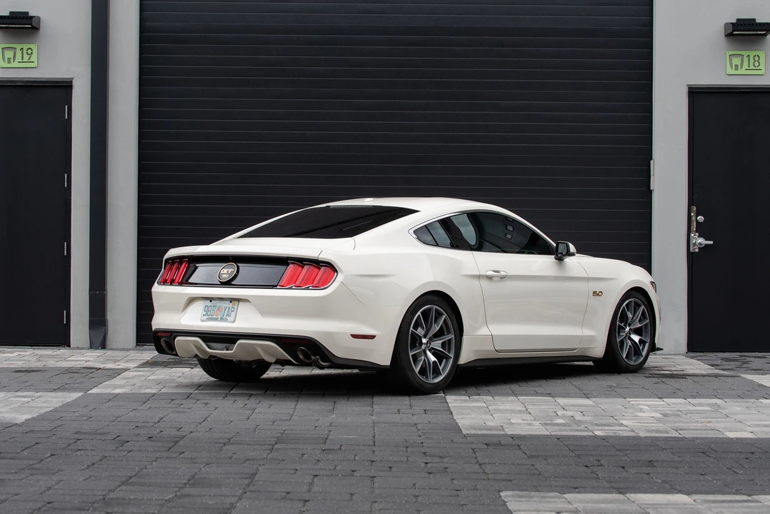2015 Ford S550 Mustang - Image 4 of 31