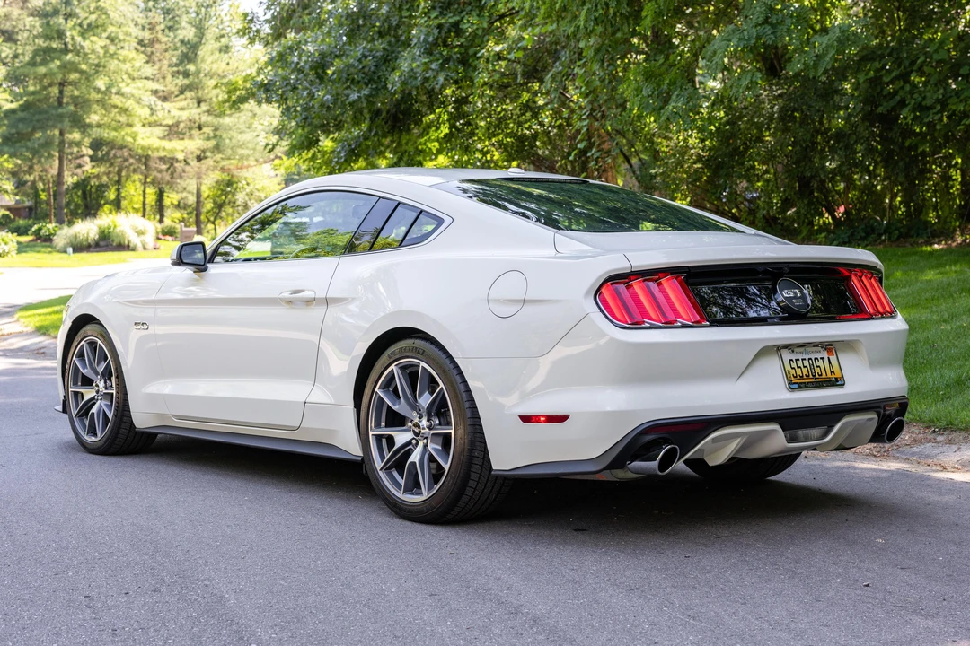 2015 Ford S550 Mustang - Image 13 of 31