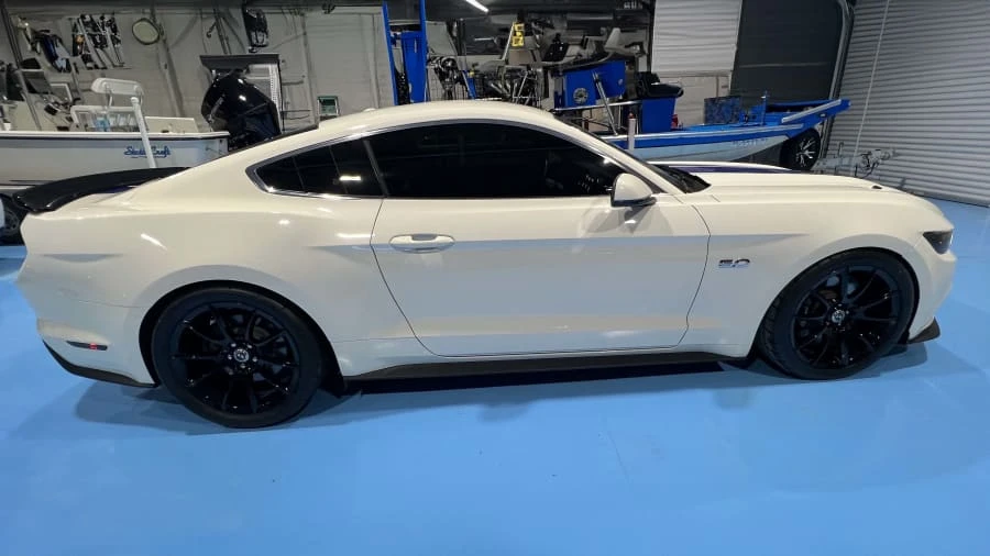 2015 Ford S550 Mustang - Image 2 of 31