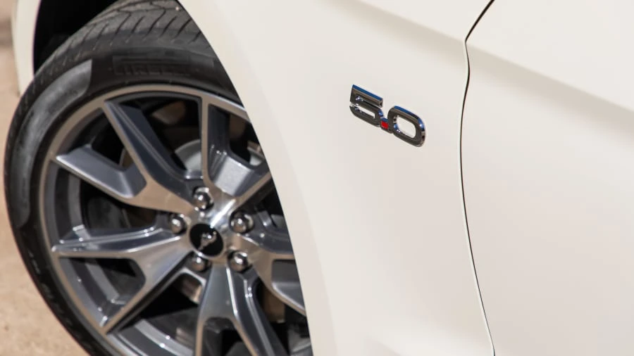 2015 Ford S550 Mustang - Image 10 of 24
