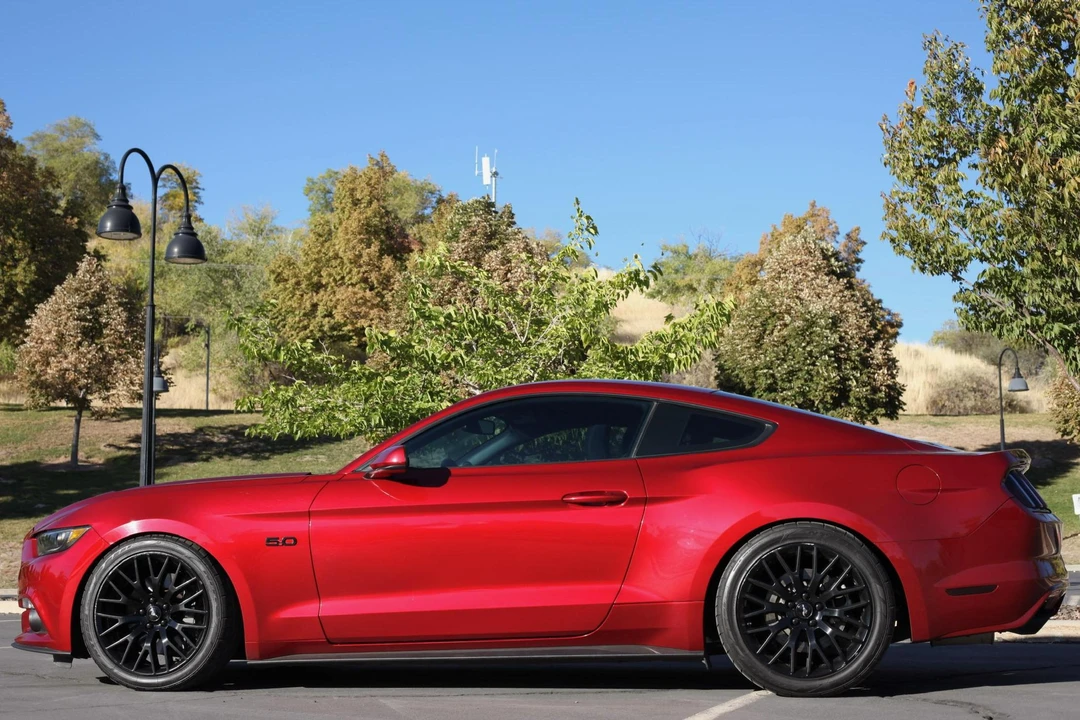2015 Ford S550 Mustang - Image 8 of 23