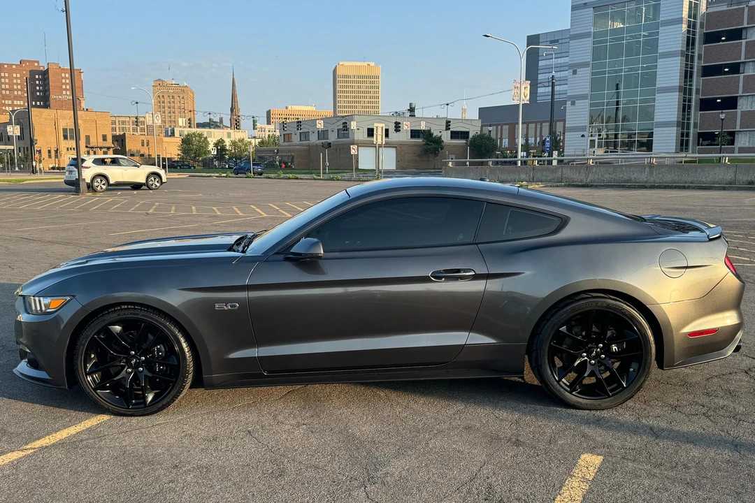 2015 Ford S550 Mustang - Image 3 of 31