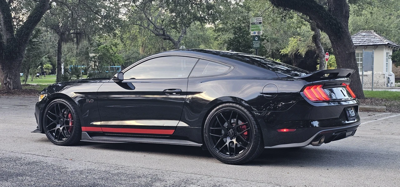 2015 Ford S550 Mustang - Image 8 of 31