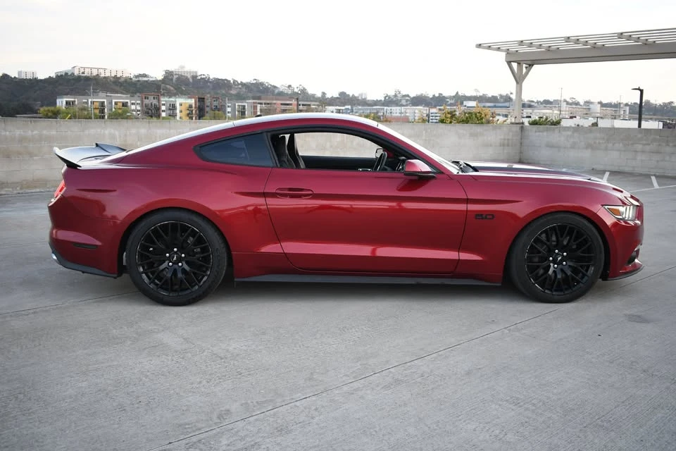 2015 Ford S550 Mustang - Image 2 of 12