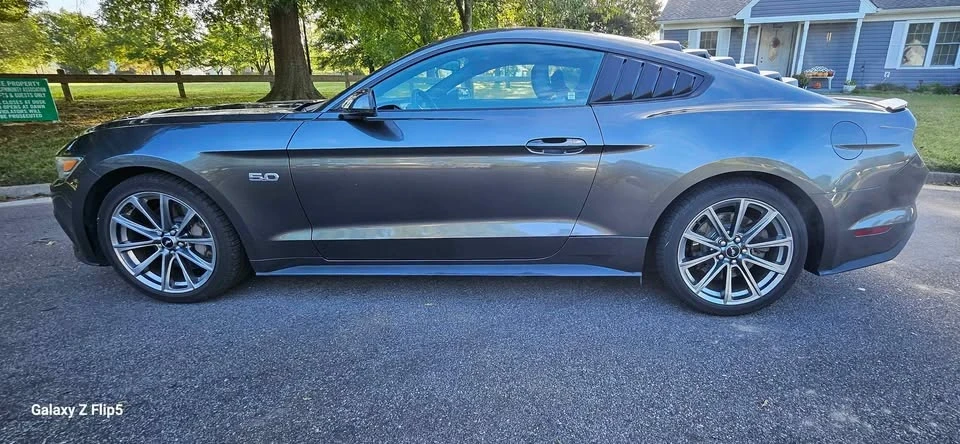 2015 Ford S550 Mustang - Image 2 of 10