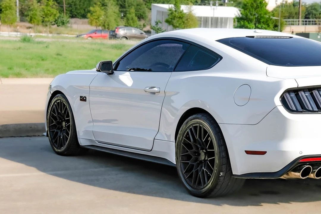2015 Ford S550 Mustang GT - Image 14 of 31