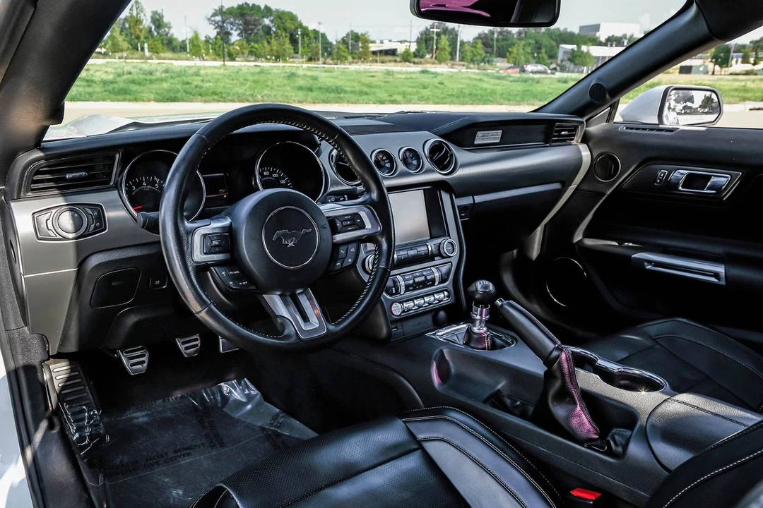 2015 Ford S550 Mustang GT - Image 4 of 31