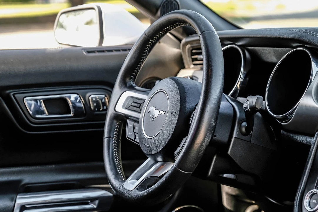 2015 Ford S550 Mustang GT - Image 17 of 31