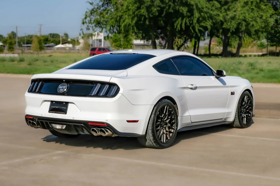 2015 Ford S550 Mustang GT - Image 11 of 31