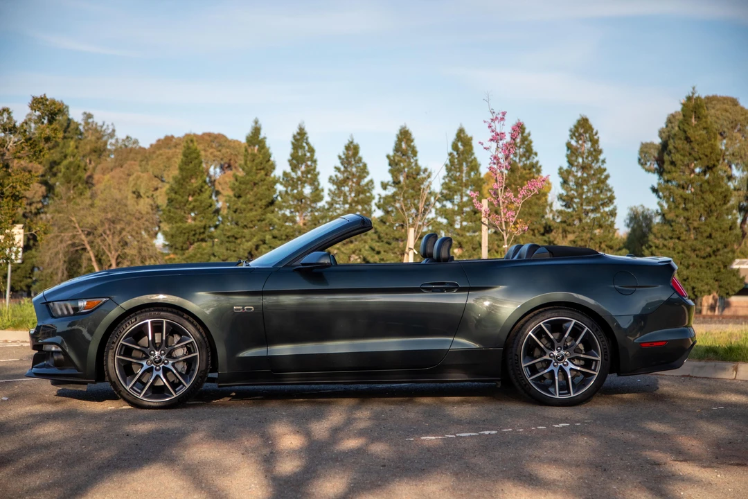 2015 Ford S550 Mustang - Image 8 of 31