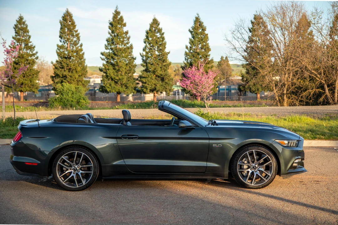 2015 Ford S550 Mustang - Image 10 of 31
