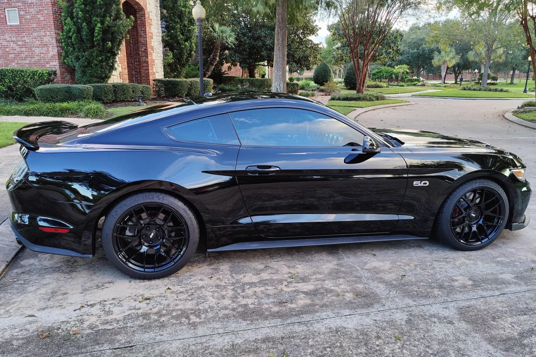 2015 Ford S550 Mustang - Image 3 of 31