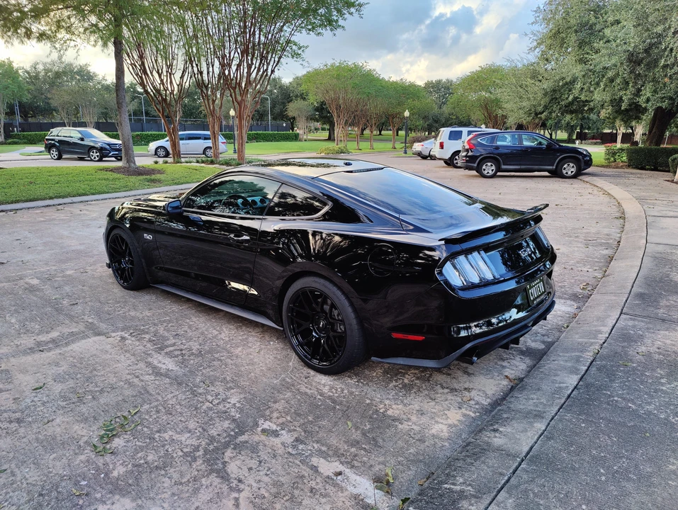 2015 Ford S550 Mustang - Image 11 of 31