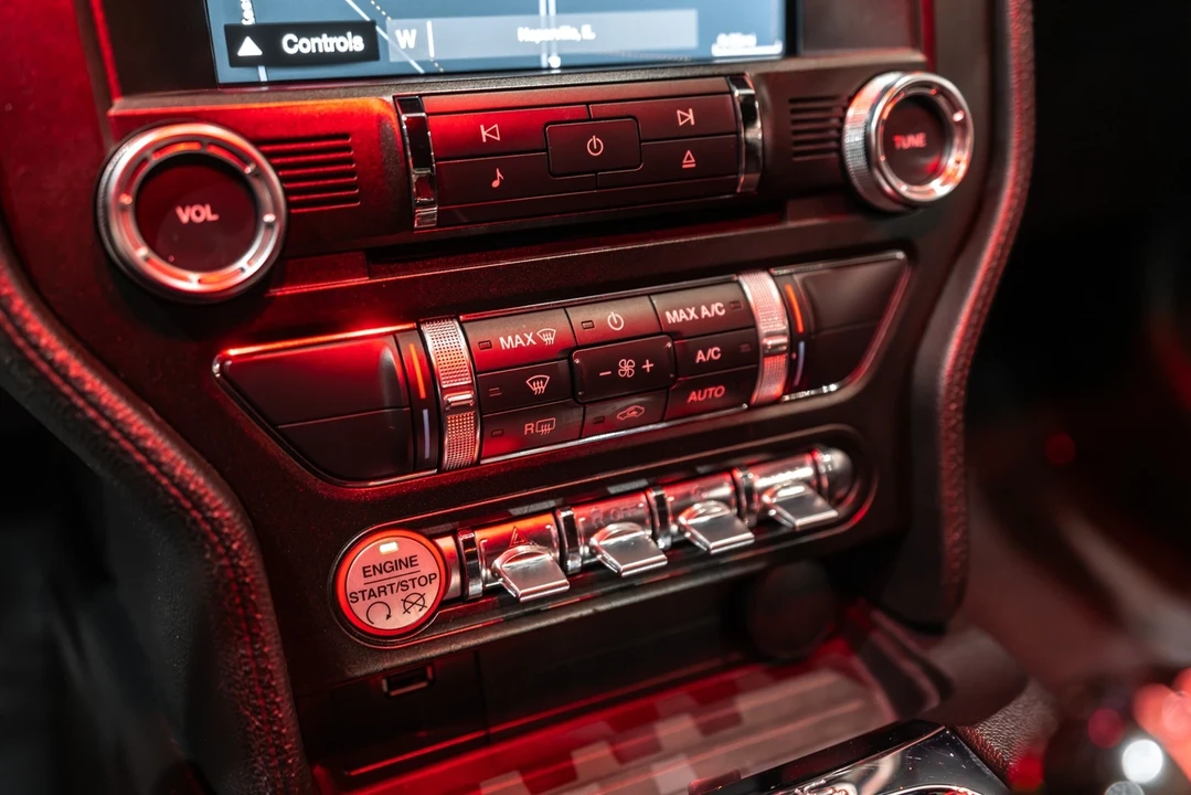 2015 Ford S550 Mustang - Image 17 of 21