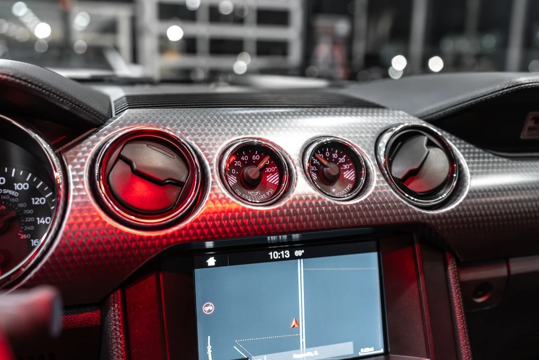 2015 Ford S550 Mustang - Image 13 of 21