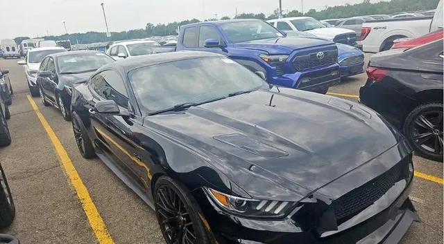 2015 Ford Mustang GT Premium Fastback Coupe