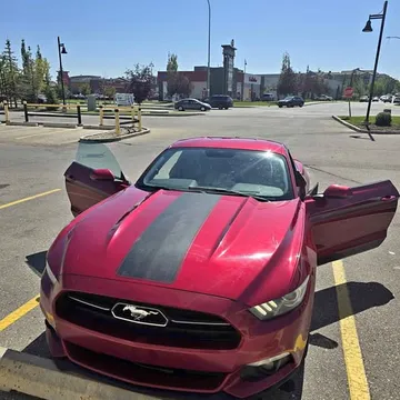 2015 Ford Mustang LX