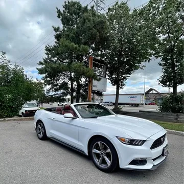 2015 Ford Mustang Convertible